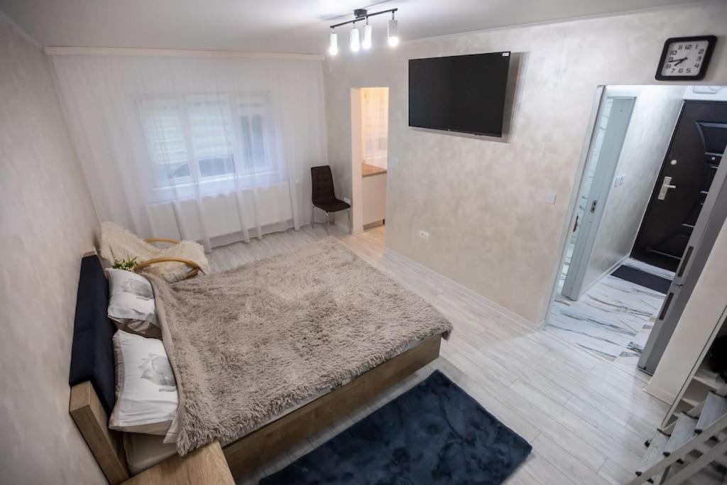 Garsoniera Central II Târgu Jiu Zewnętrze zdjęcie